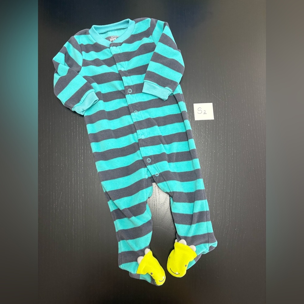⭐️2/$11.00⭐️ Carter’s 6m Simple Joys Button Up Dino Theme Fleece Sleeper